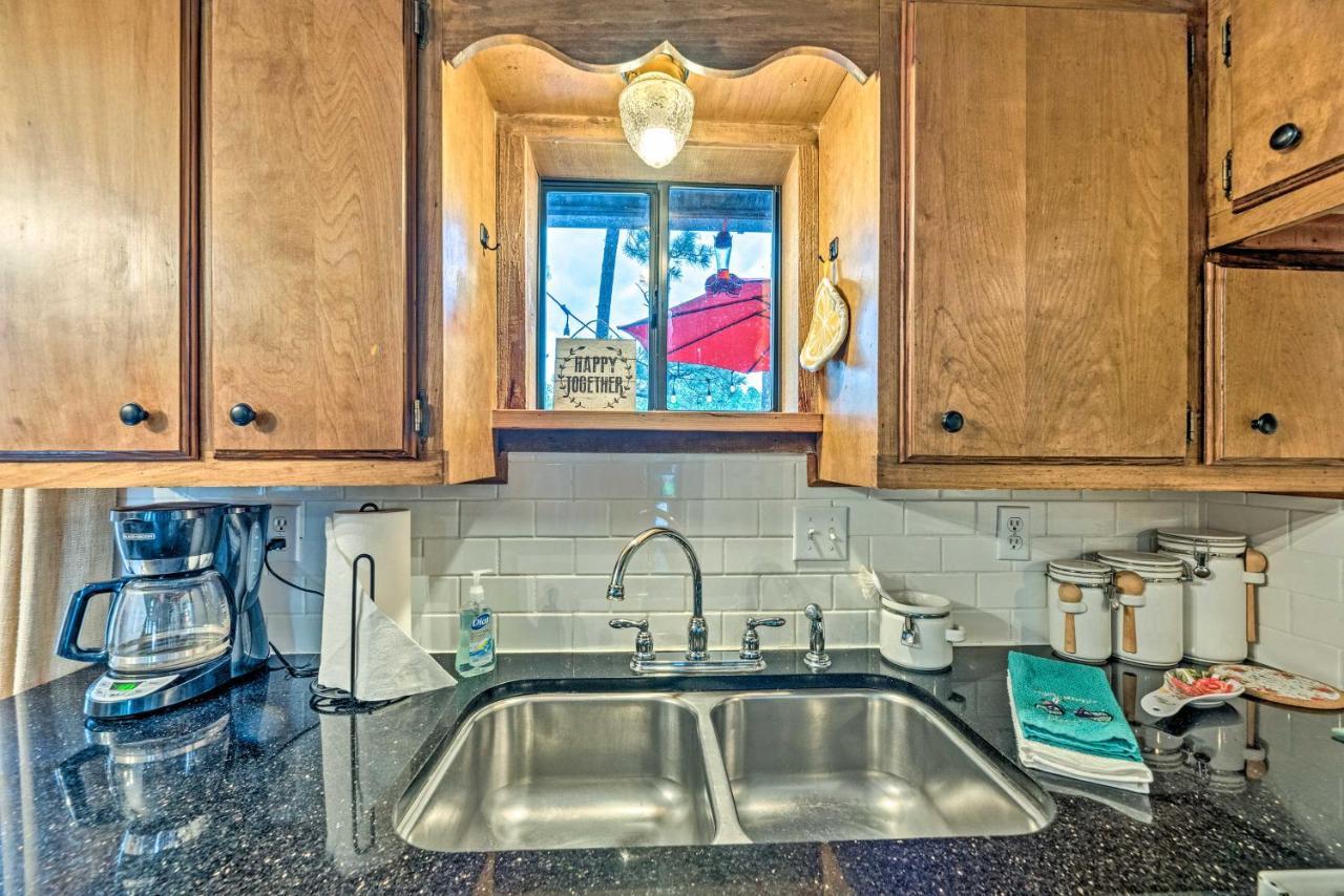 Ruidoso Cabin With Deck And Grill - Walk To Town! Exterior photo